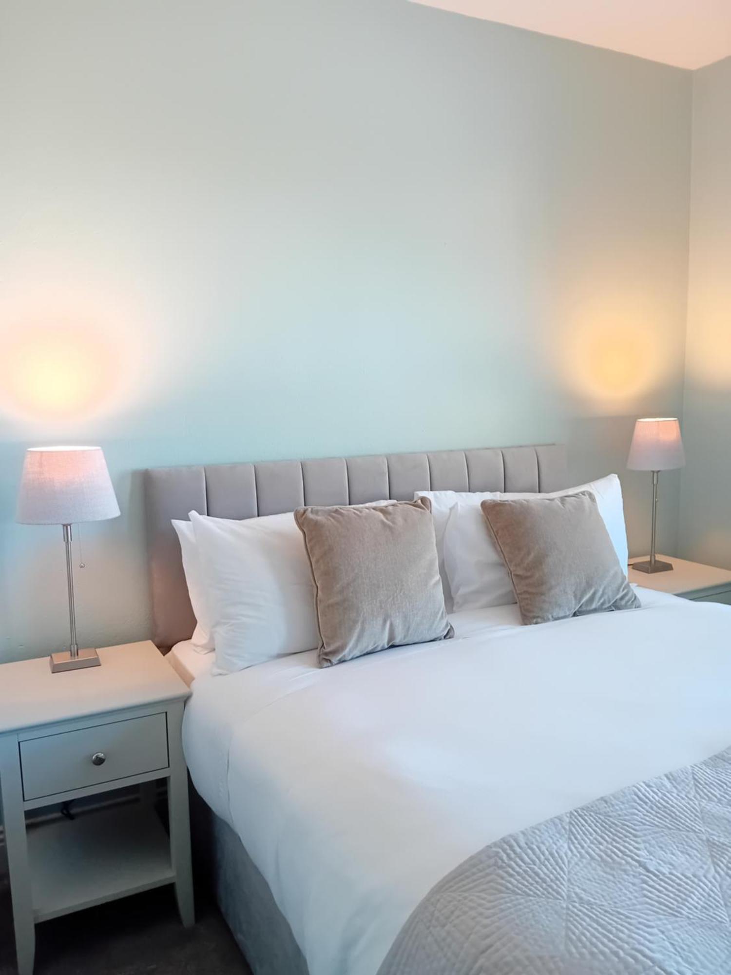 Fairwinds Guest Accommodation Дулин Экстерьер фото