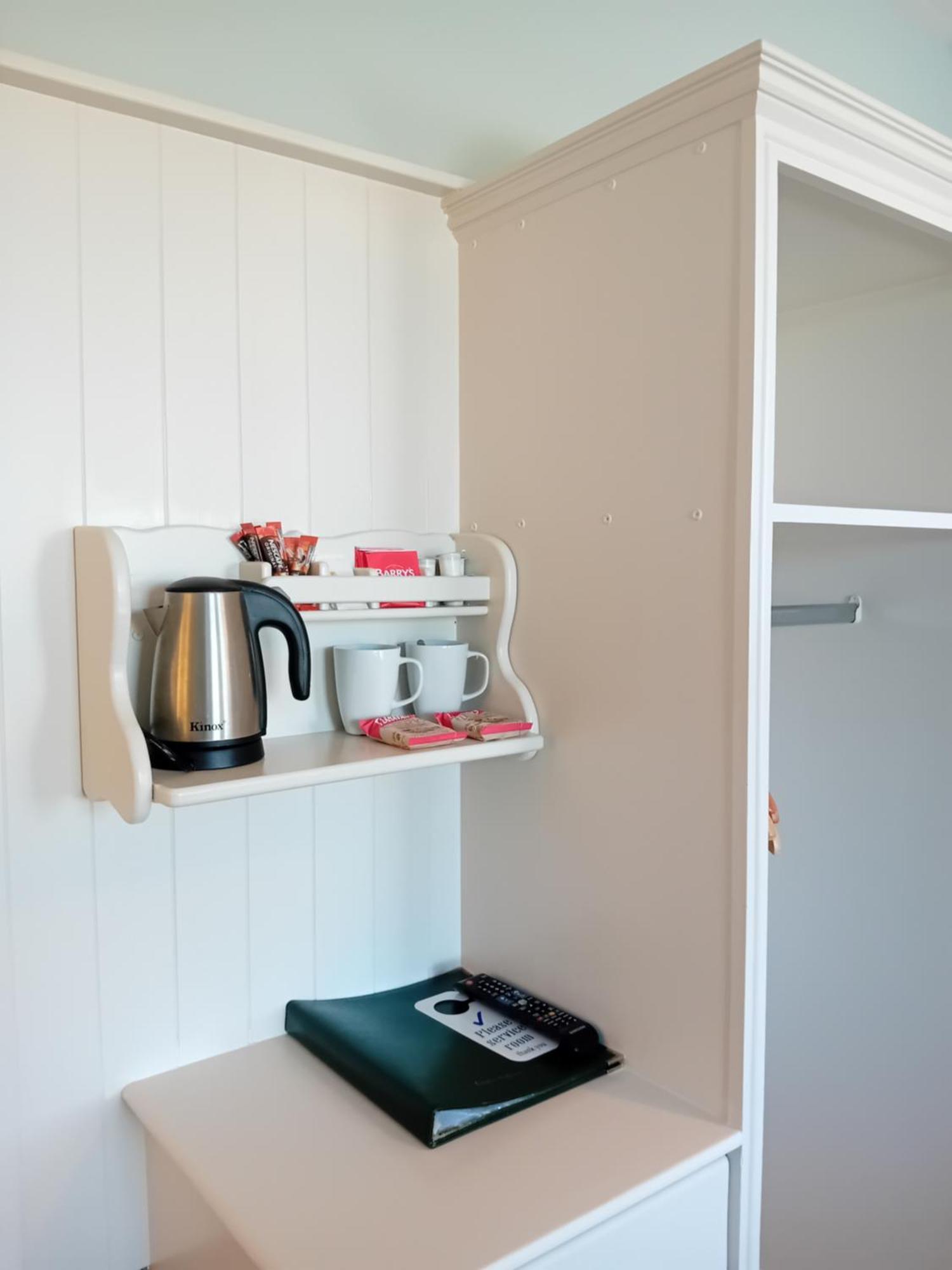 Fairwinds Guest Accommodation Дулин Экстерьер фото