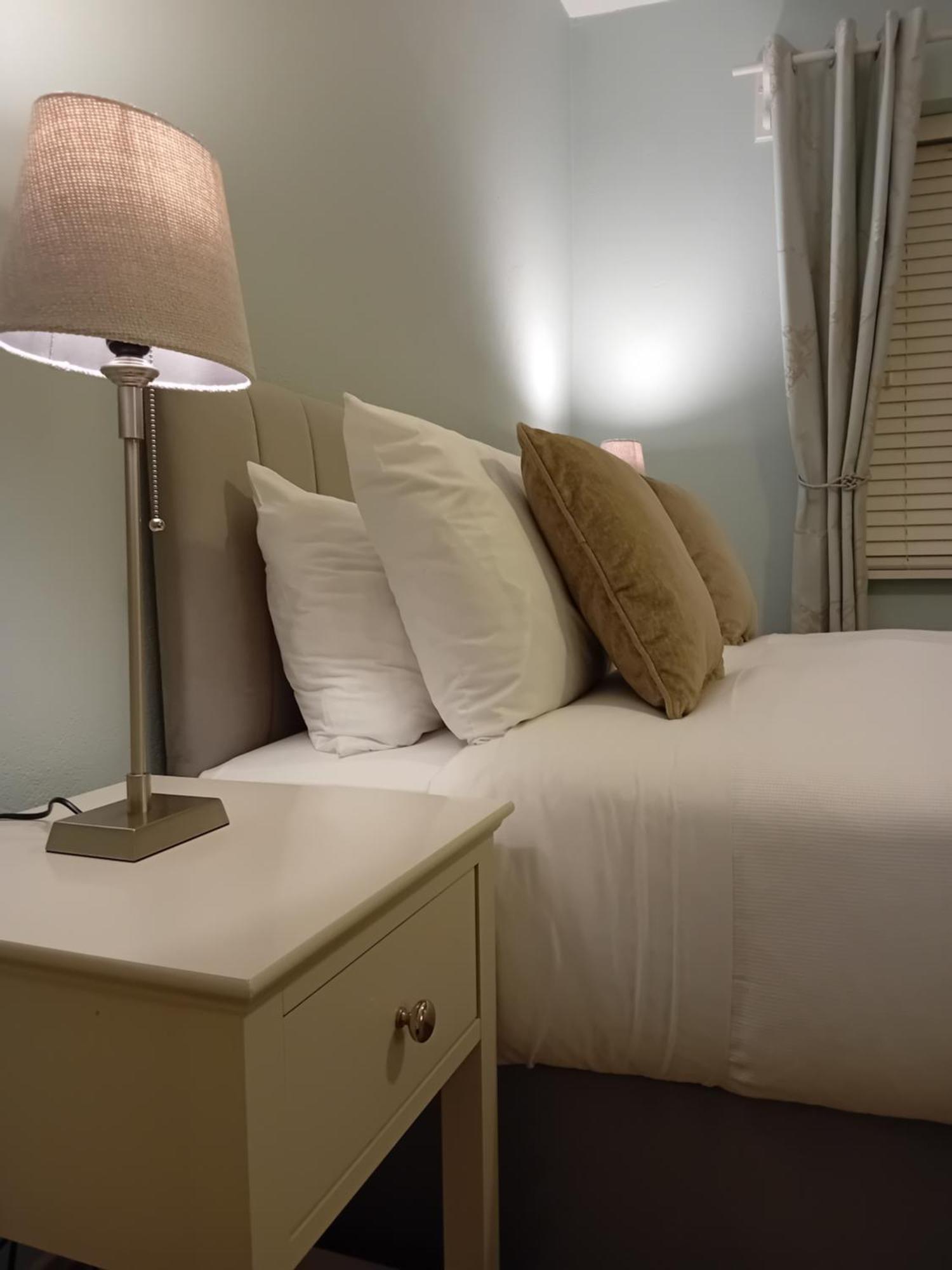 Fairwinds Guest Accommodation Дулин Экстерьер фото